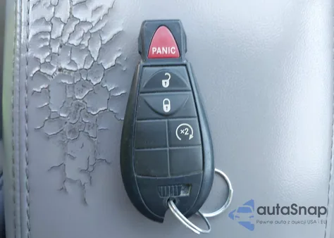 2011 Jeep Grand Cherokee Laredo из США, поврежденный, VIN 1J4RR4GG3BC736370